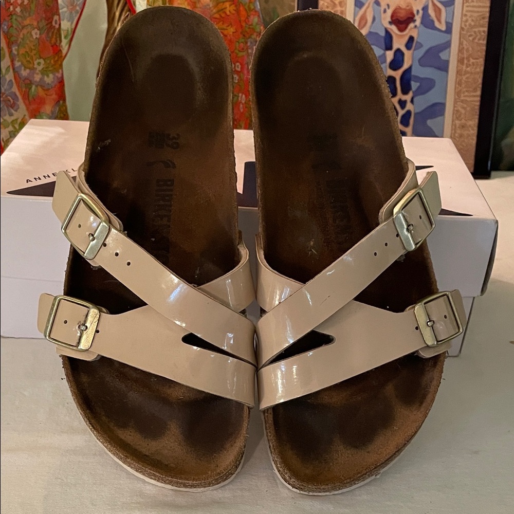 Birkenstock Cream Sandals  8- 8.5 Adjustable Straps and Contoured Footbed